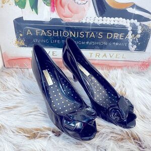 LULU GUINNESS Chic Black Patent Leather Heels with Bow‎ Sz 39
